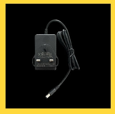 8.4v Lithium battery charger - dc 2.1/5.5 end